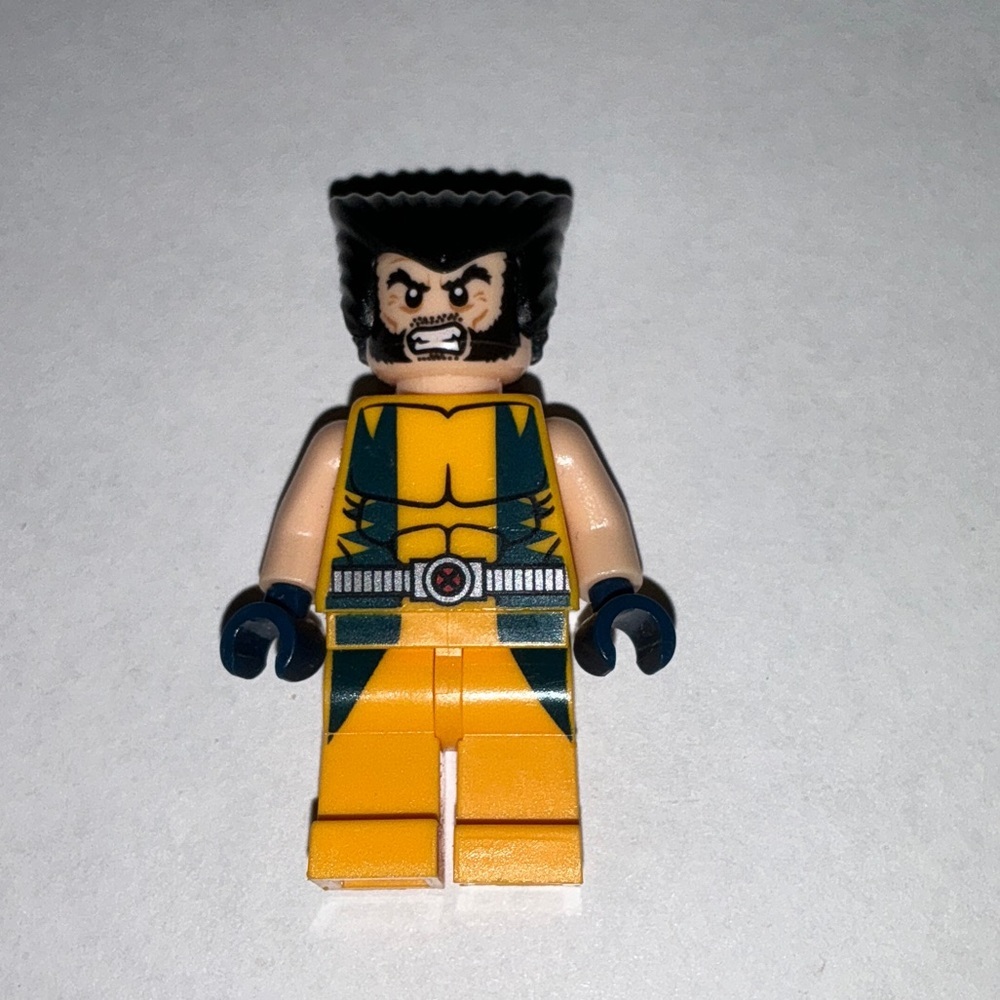 lego wolverine minifigure